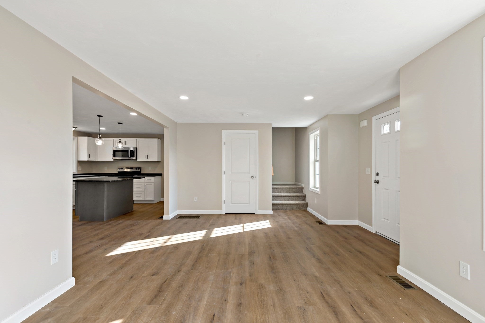 25 Bumblebee Dr, Plymouth, MA, 25 Bumblebee Dr, Plymouth, MA Photo #9