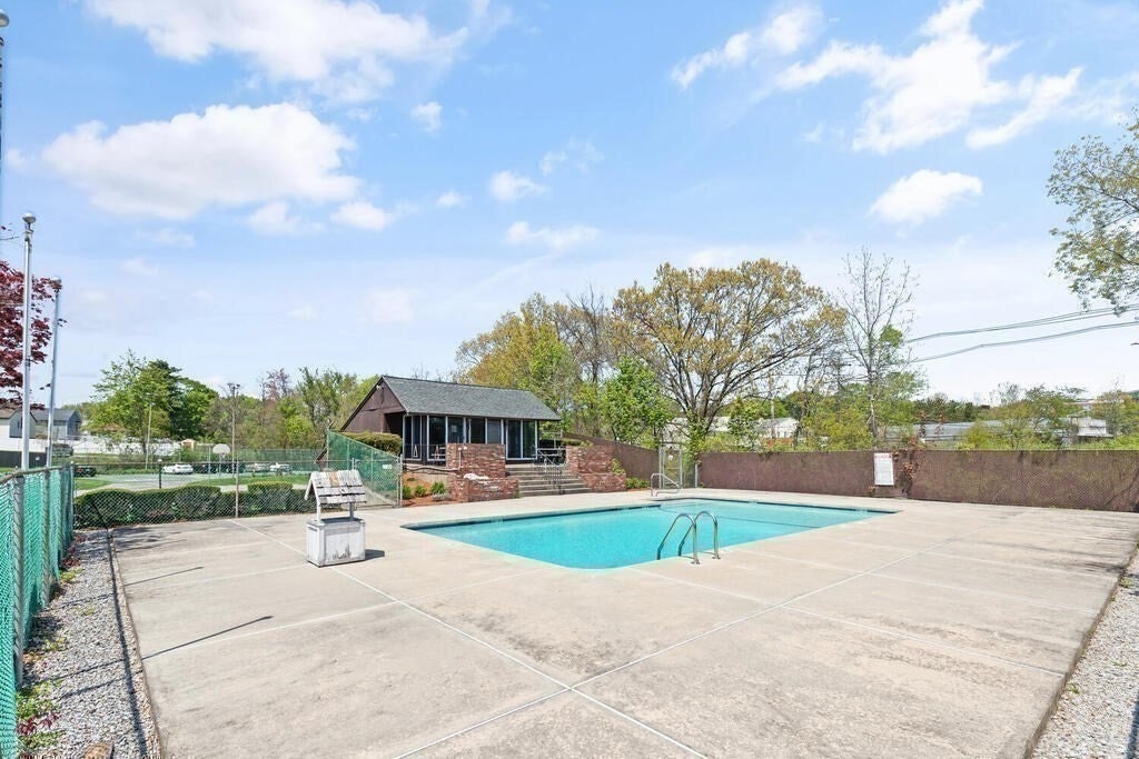 72 E Water St #72, North Andover, MA Photo #28