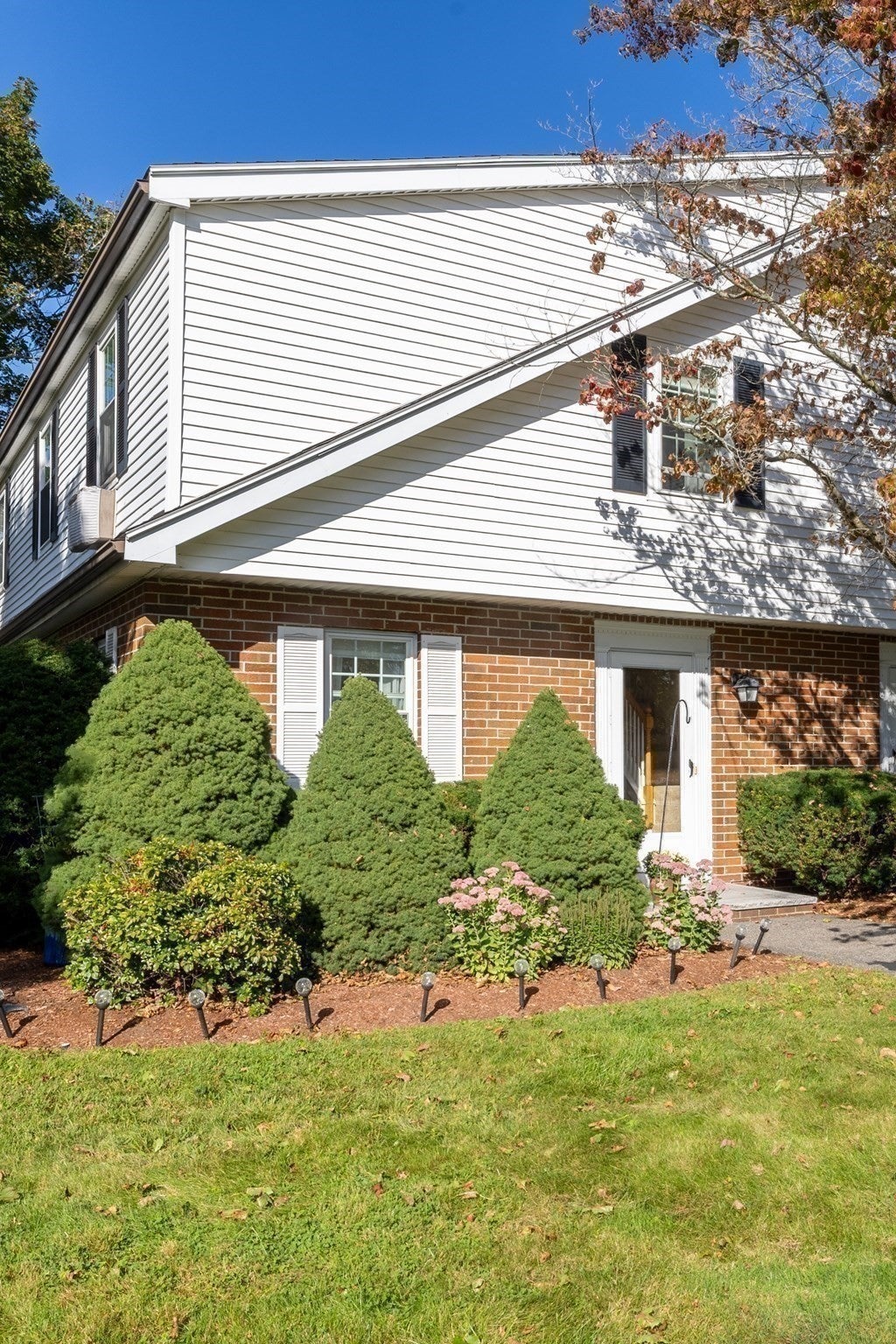 72 E Water St #72, North Andover, MA Photo #2
