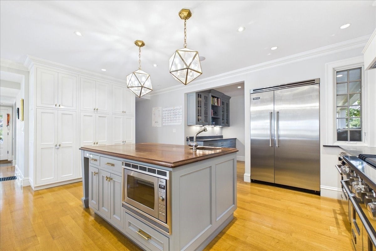 93 Village Ave, Dedham, MA Photo #15