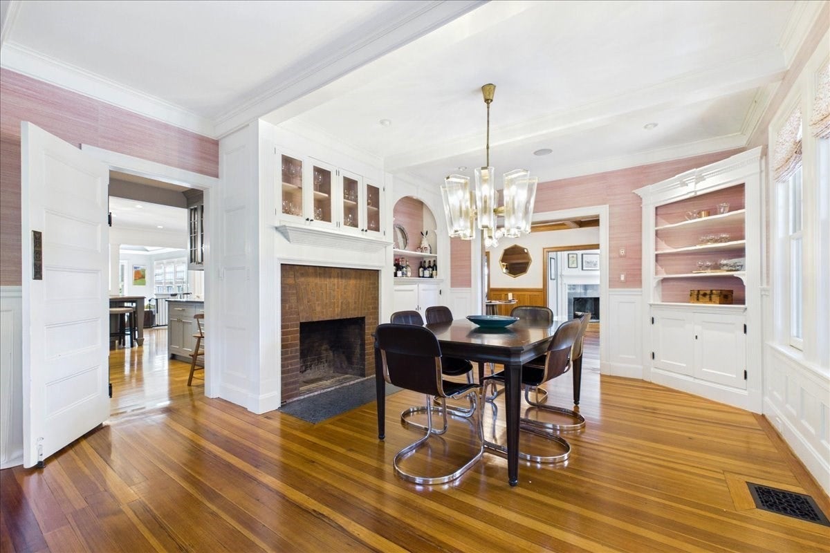 93 Village Ave, Dedham, MA Photo #10