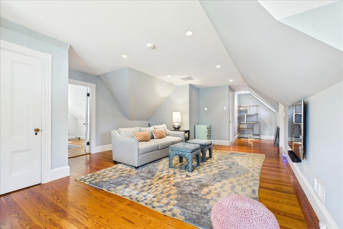 93 Village Ave, Dedham, MA Photo #31