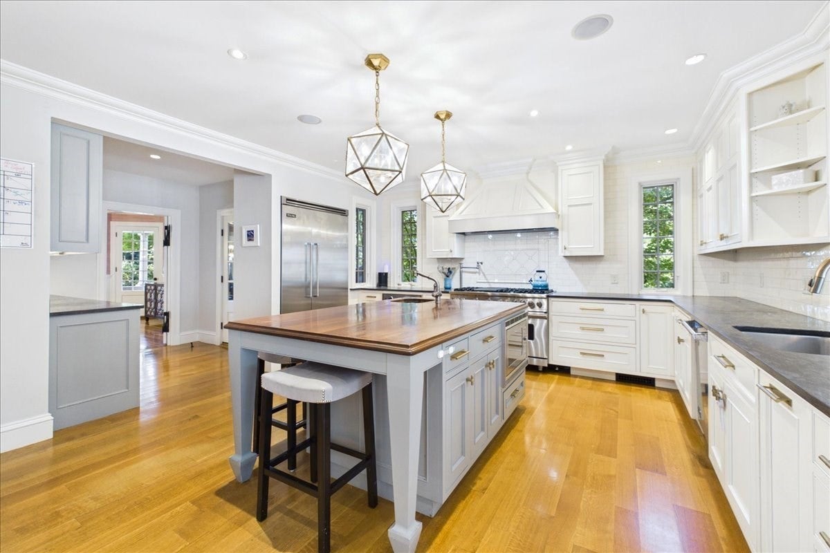 93 Village Ave, Dedham, MA Photo #14