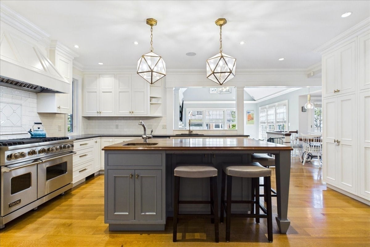 93 Village Ave, Dedham, MA Photo #12