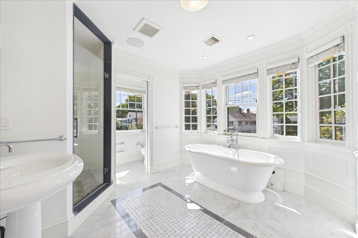 93 Village Ave, Dedham, MA Photo #25