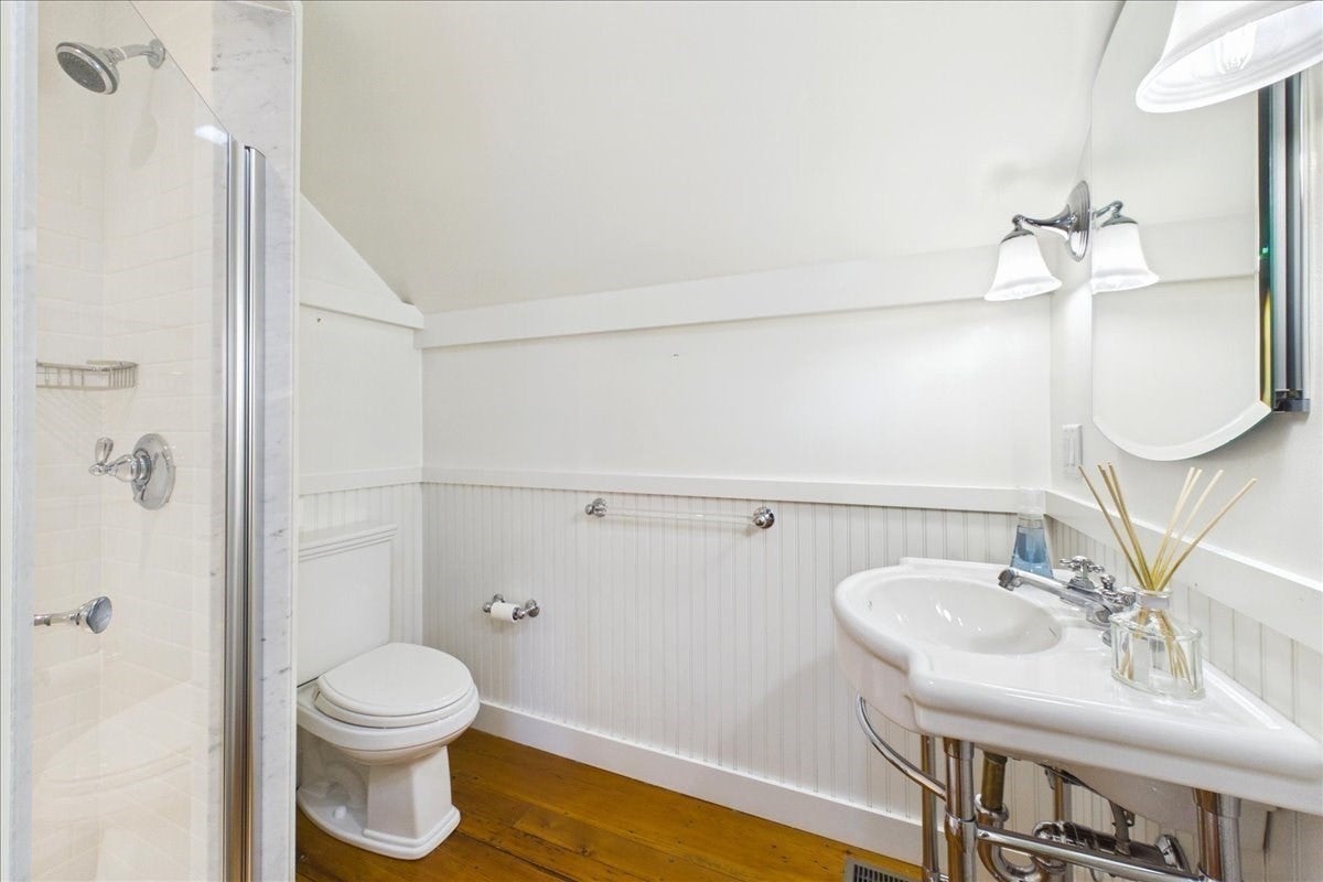 93 Village Ave, Dedham, MA Photo #39