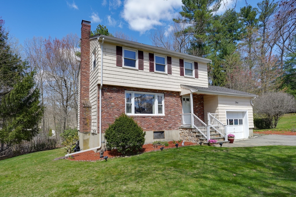 3 Marie Cir