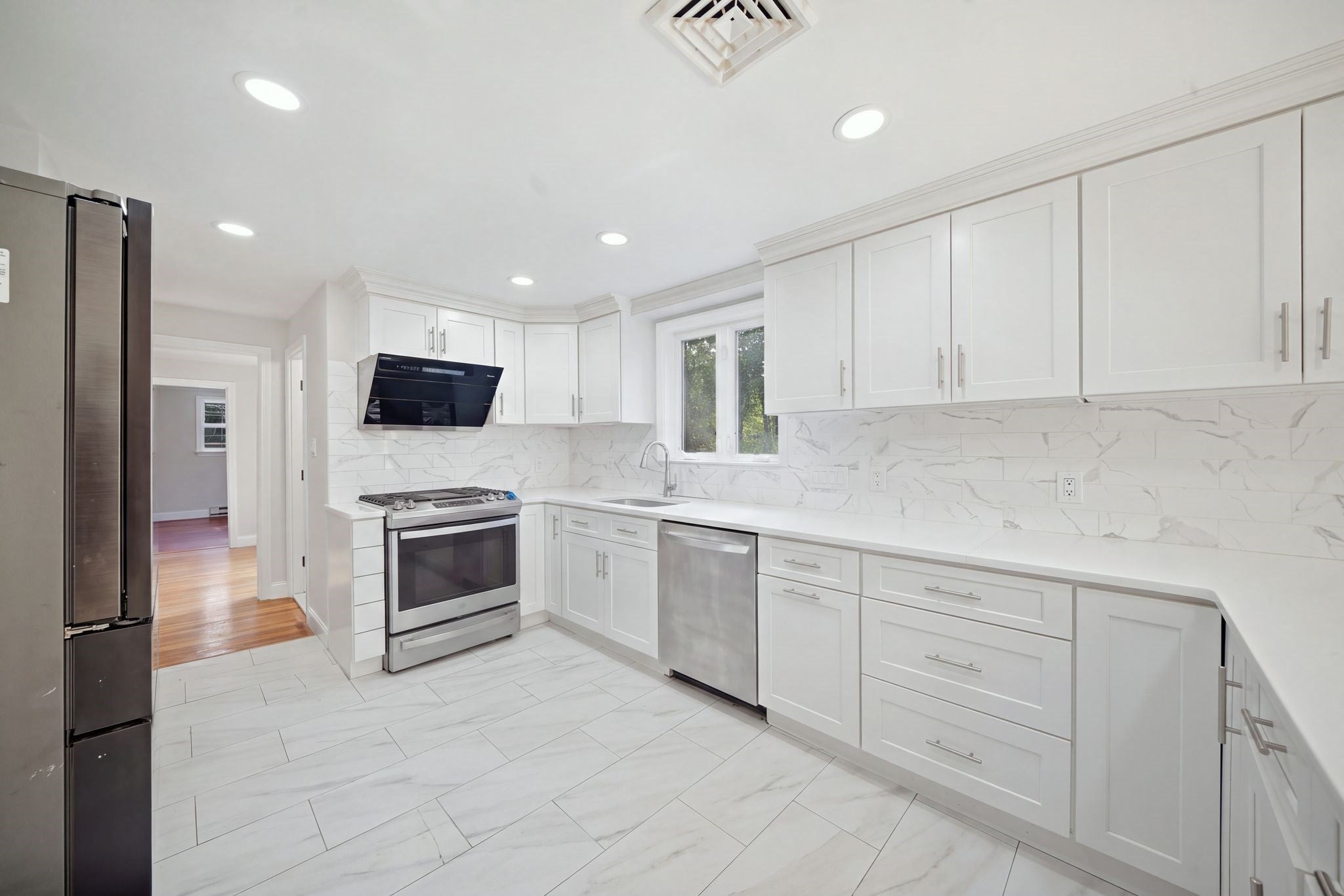 15 Maplewood Rd, Tewksbury, MA, 15 Maplewood Rd, Tewksbury, MA Photo #8