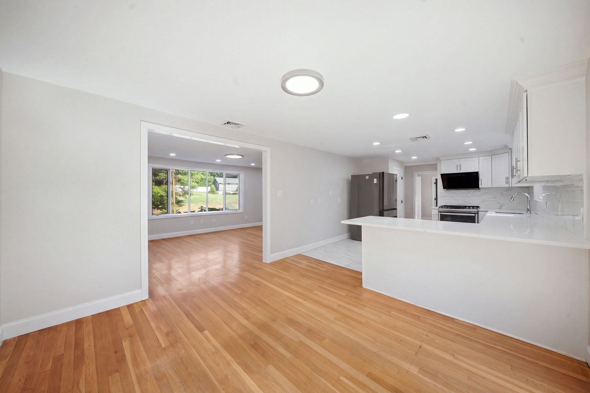 15 Maplewood Rd, Tewksbury, MA, 15 Maplewood Rd, Tewksbury, MA Photo #6