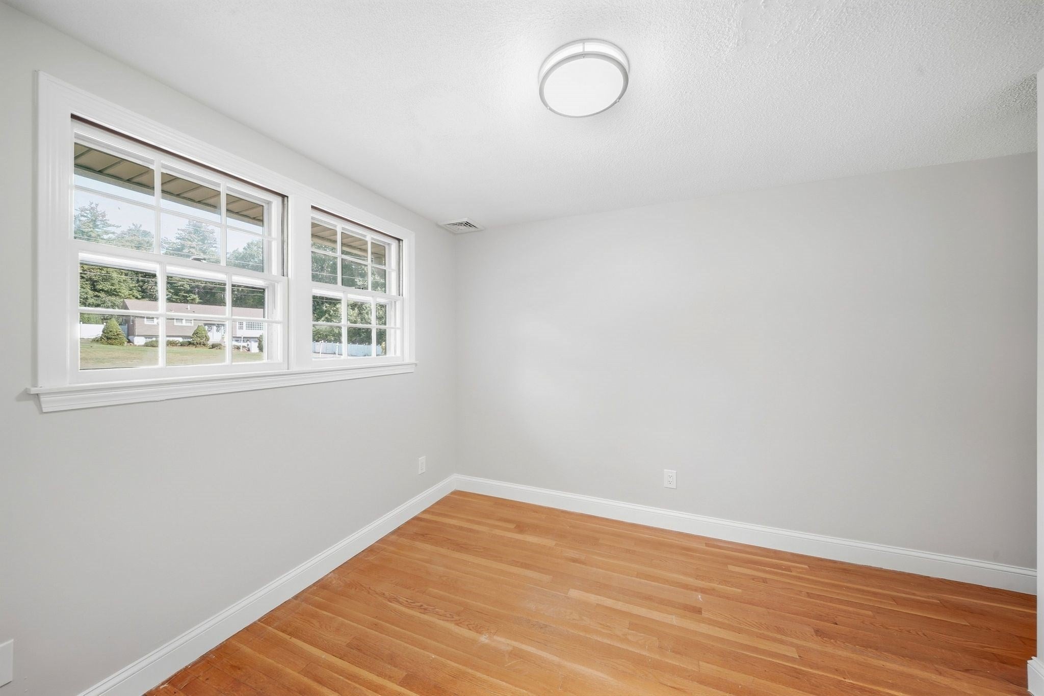 15 Maplewood Rd, Tewksbury, MA, 15 Maplewood Rd, Tewksbury, MA Photo #15