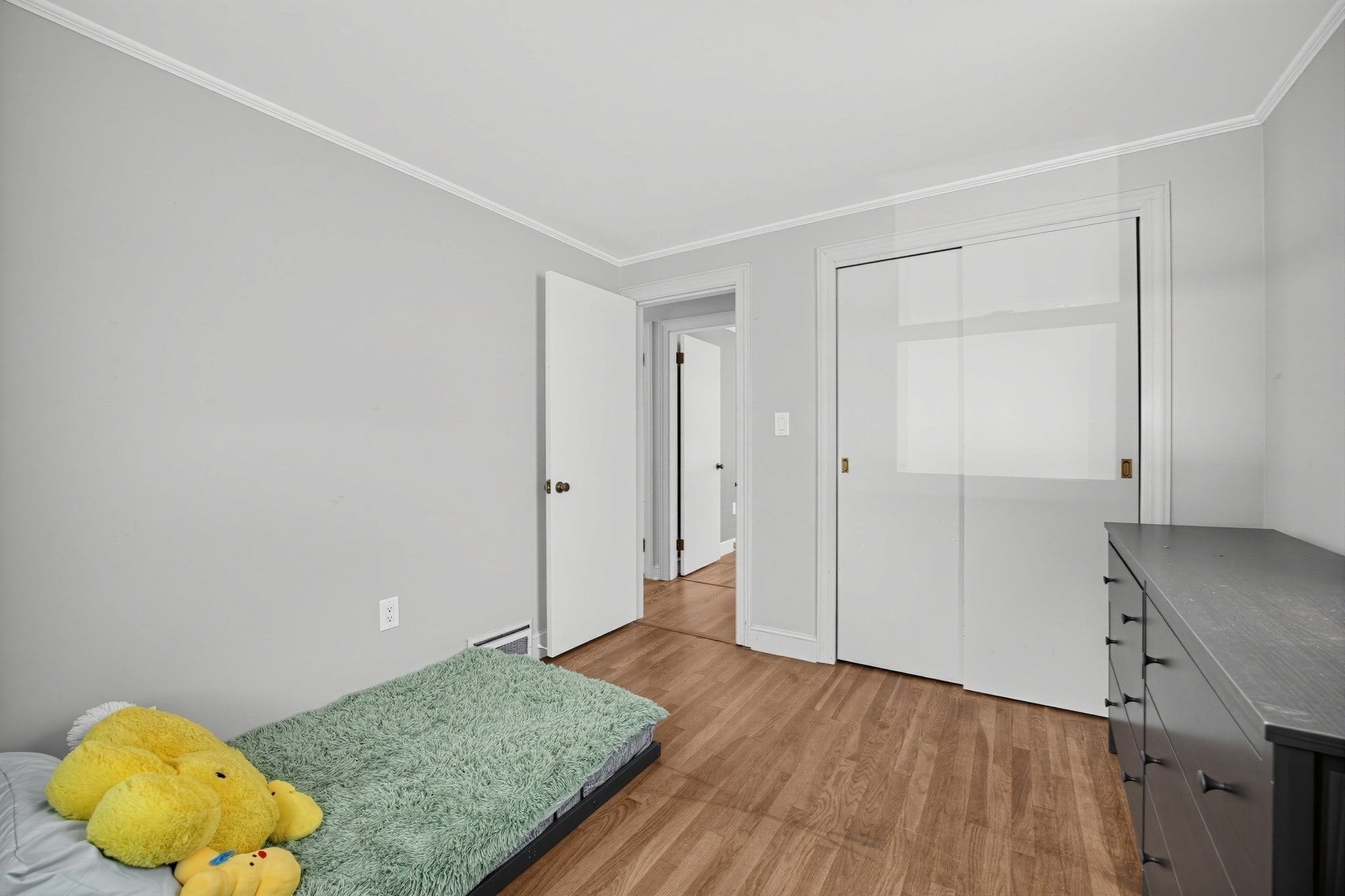 129 Norton St, Weymouth, MA, 129 Norton St, Weymouth, MA Photo #21