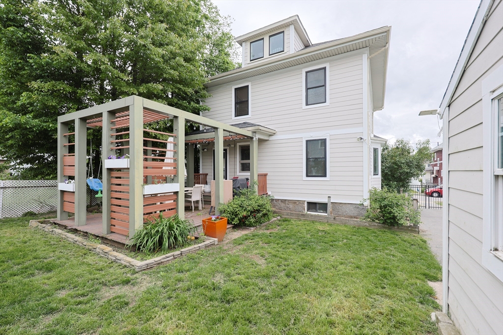 42 Bromfield