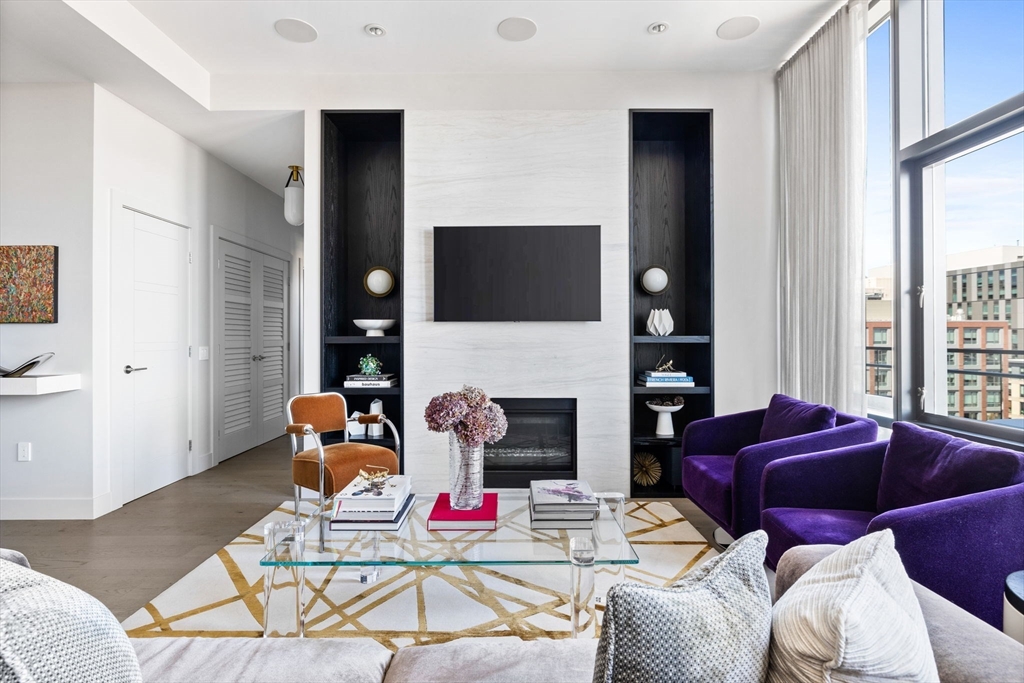 40 Traveler St. PH-10