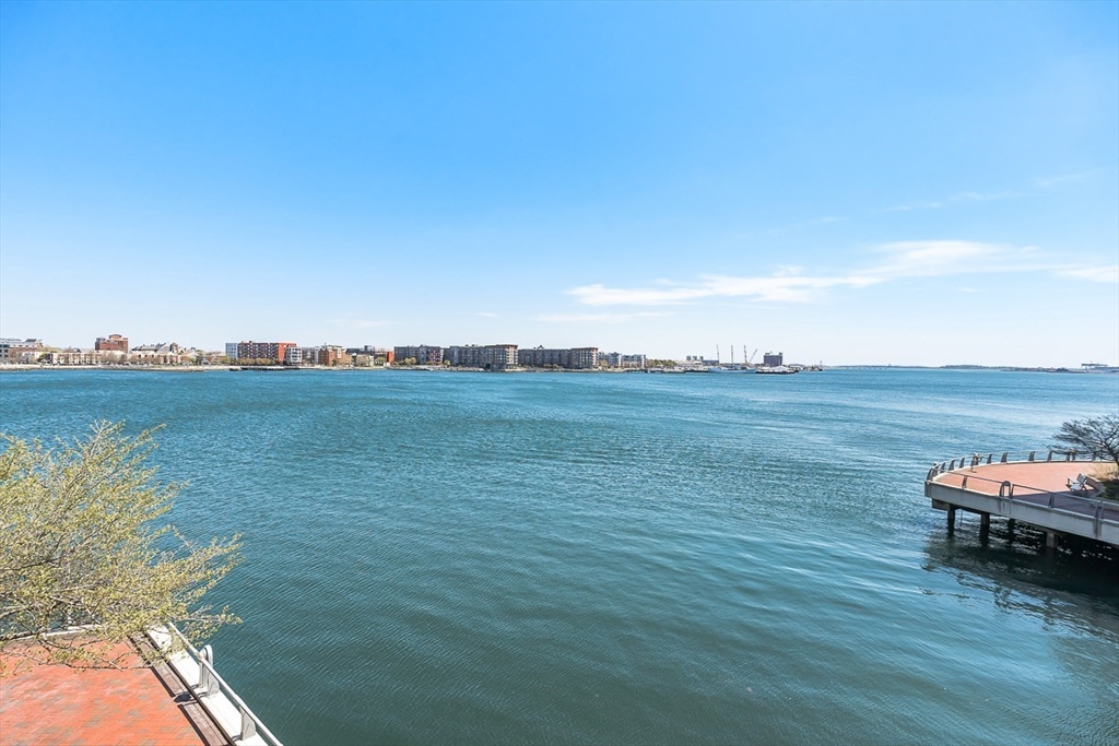 3 Battery Wharf 3310