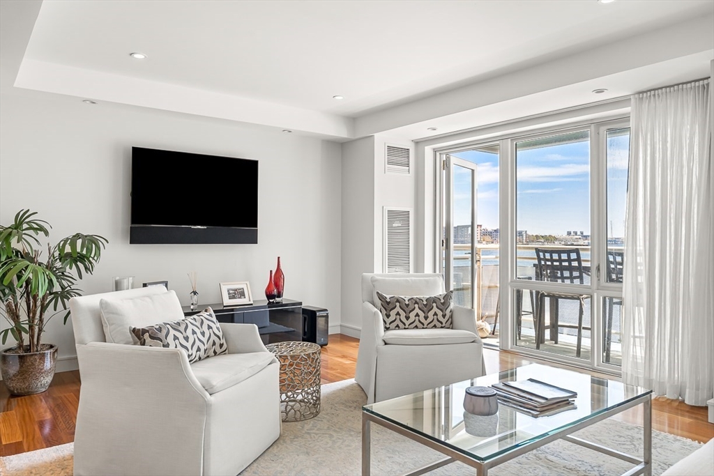 3 Battery Wharf 3310