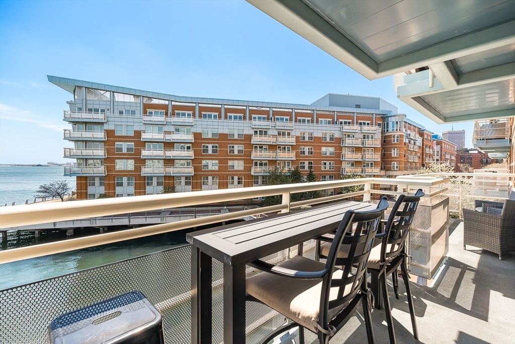 3 Battery Wharf 3310