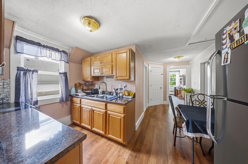 126 W Spruce St, Milford, MA Photo #19