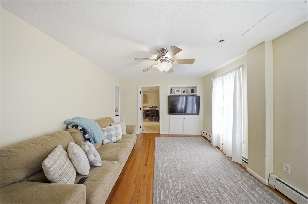 126 W Spruce St, Milford, MA Photo #5
