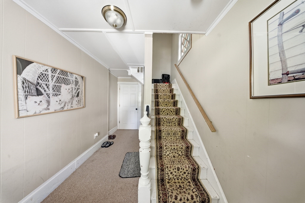 126 W Spruce St, Milford, MA Photo #4