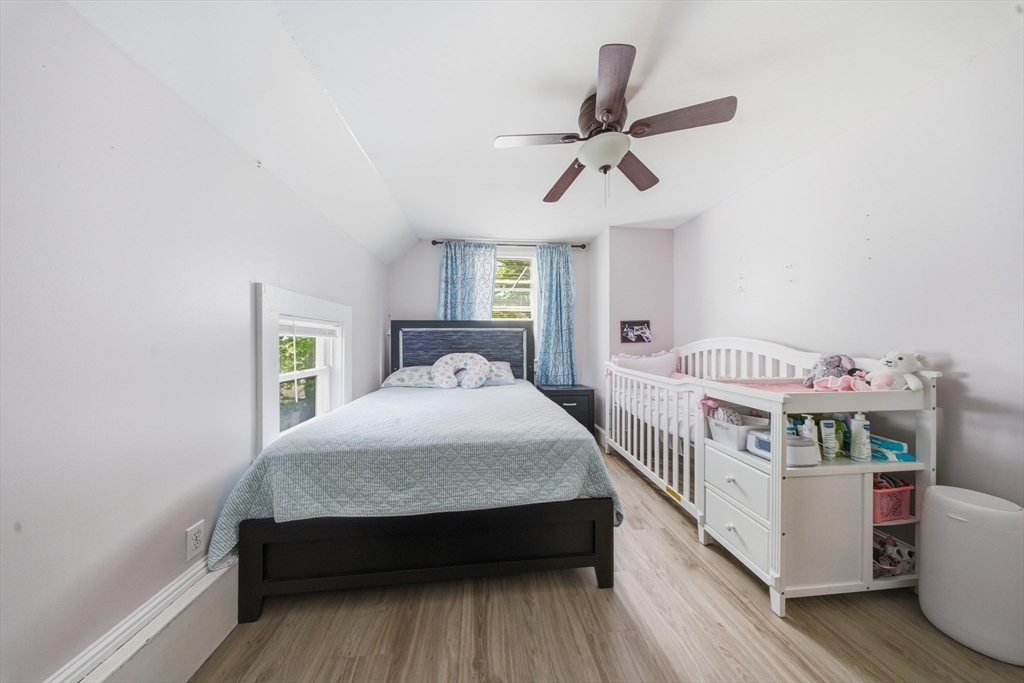 126 W Spruce St, Milford, MA Photo #23