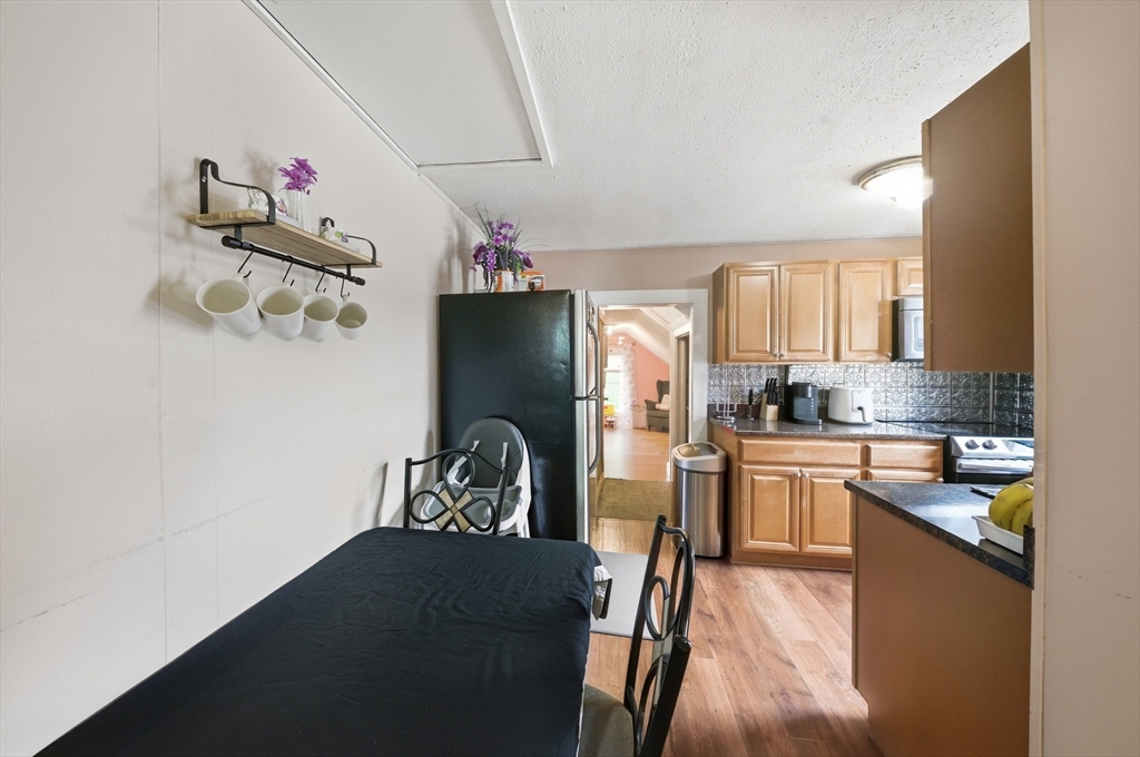 126 W Spruce St, Milford, MA Photo #18