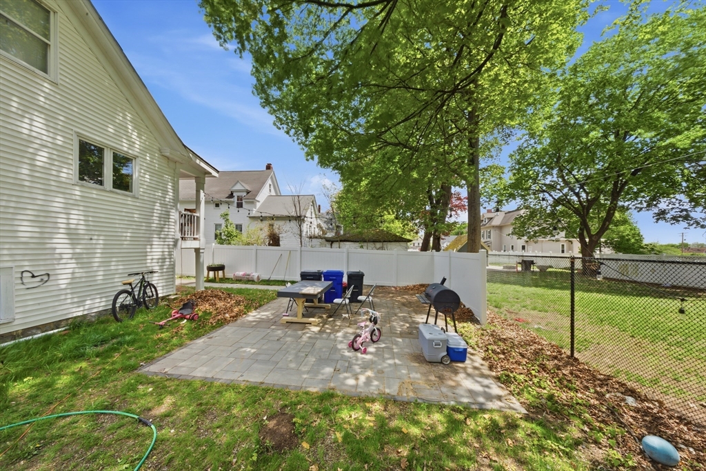 126 W Spruce St, Milford, MA Photo #33