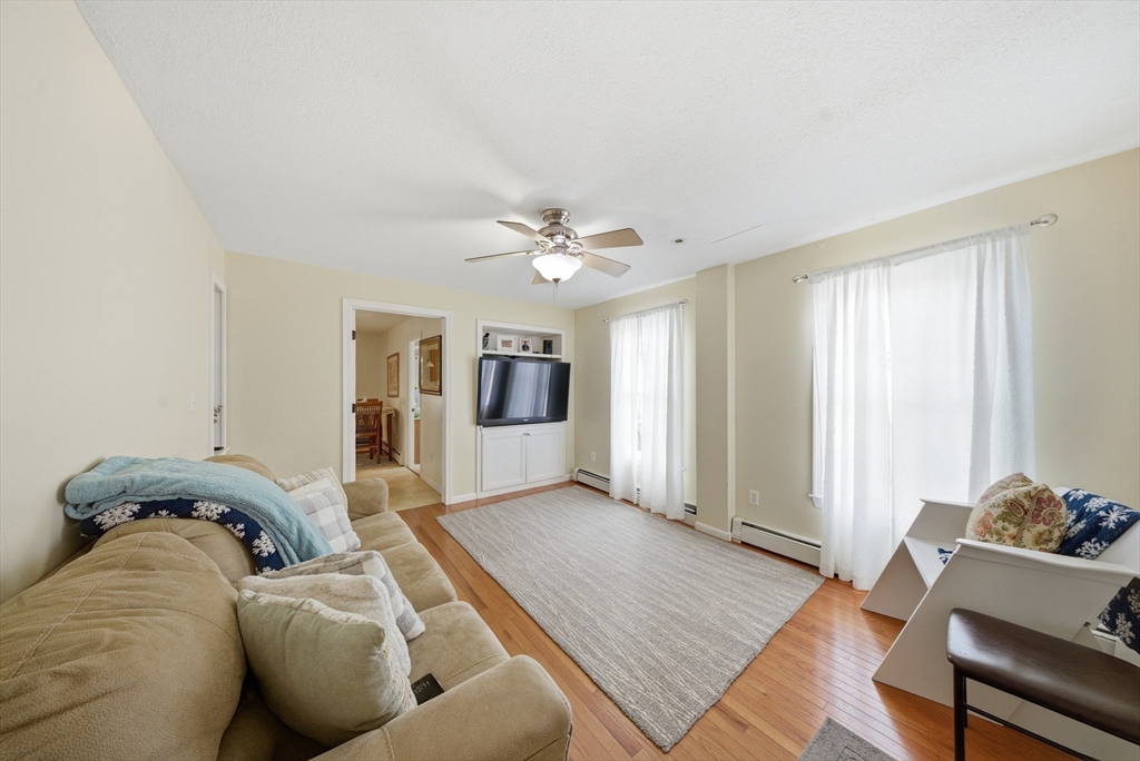 126 W Spruce St, Milford, MA Photo #6