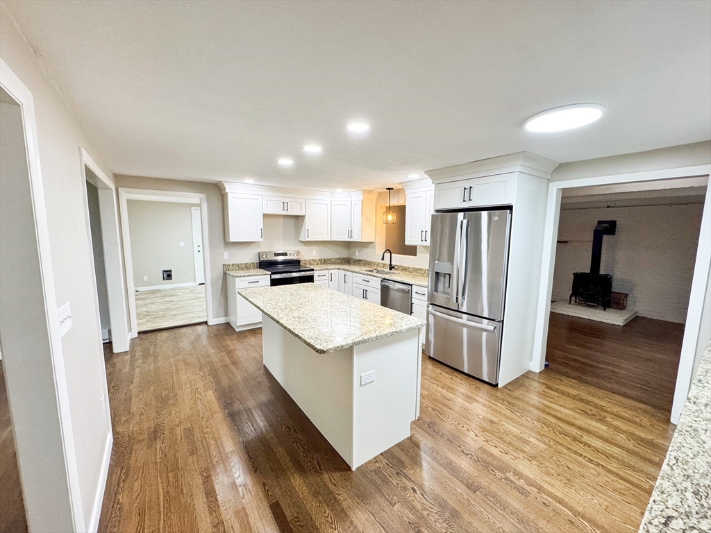 181 Dresser Hill Rd, Dudley, MA Photo #3