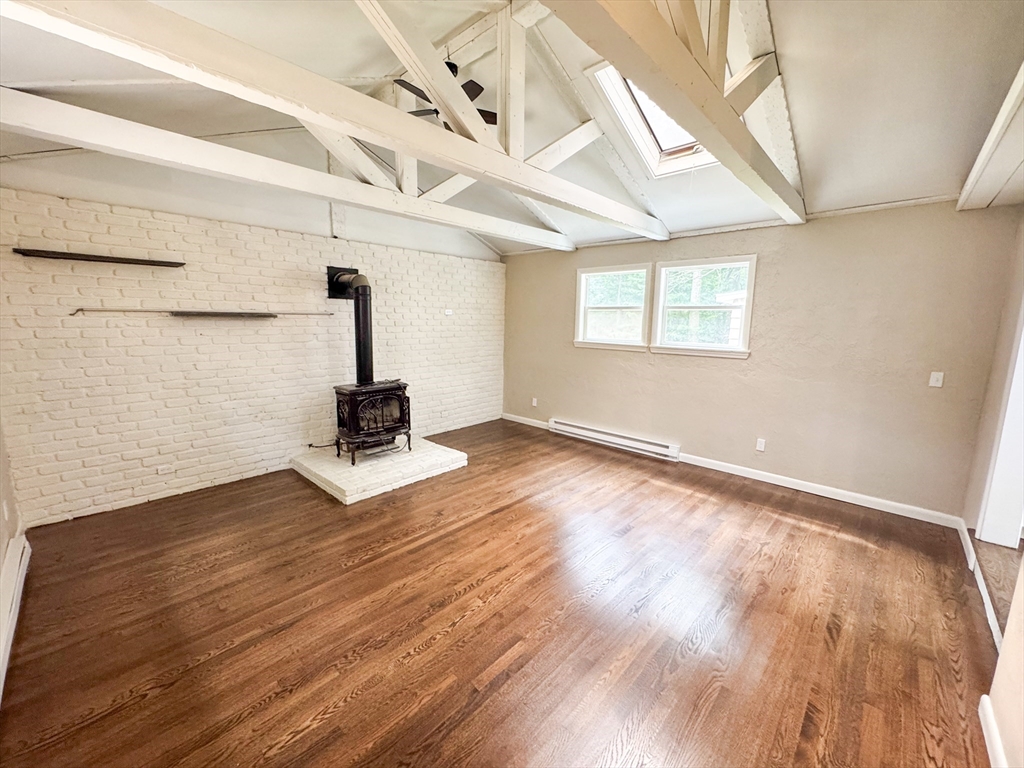 181 Dresser Hill Rd, Dudley, MA Photo #4