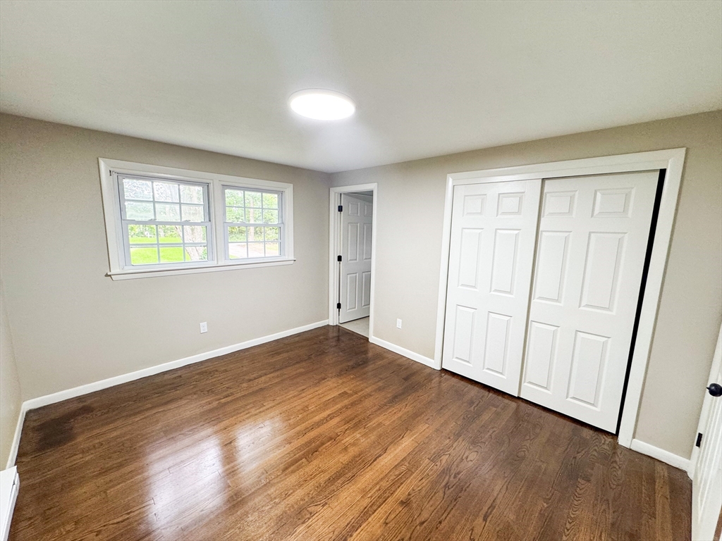 181 Dresser Hill Rd, Dudley, MA Photo #8