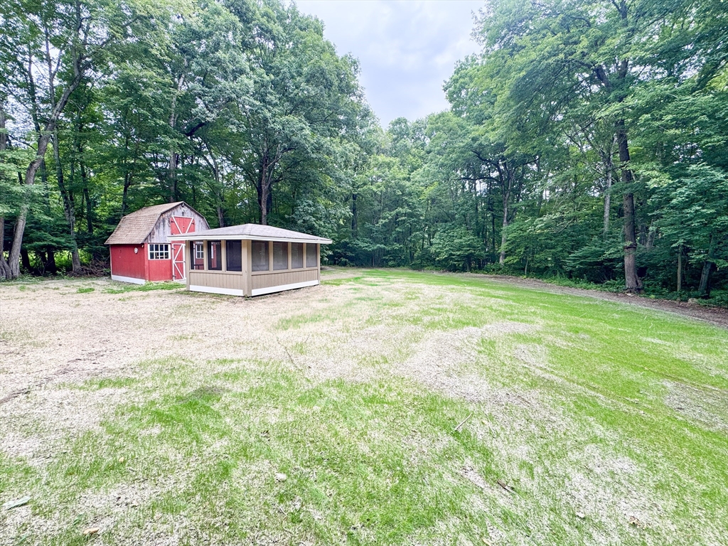 181 Dresser Hill Rd, Dudley, MA Photo #17