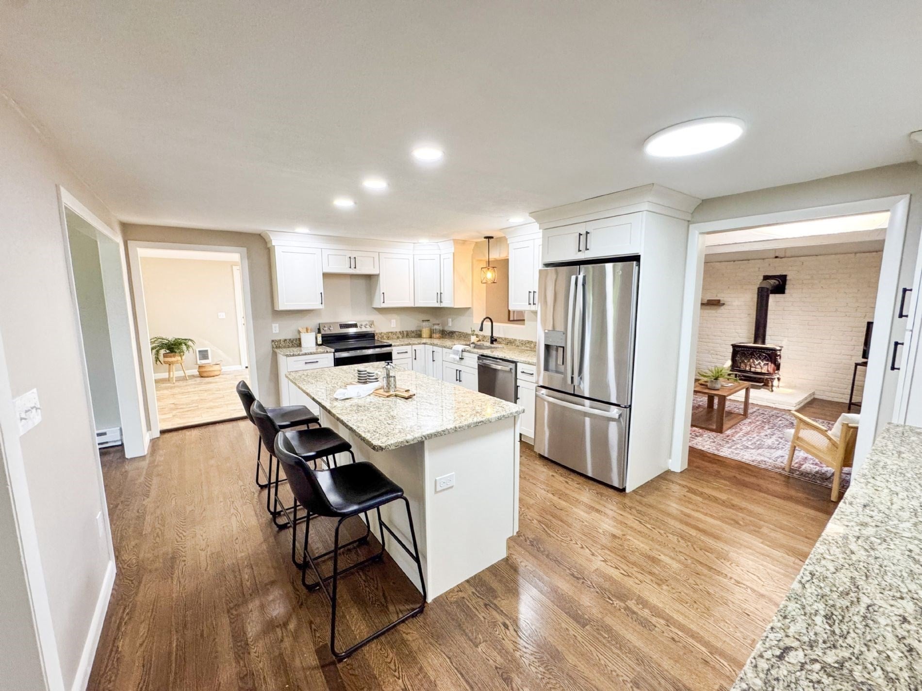 181 Dresser Hill Rd