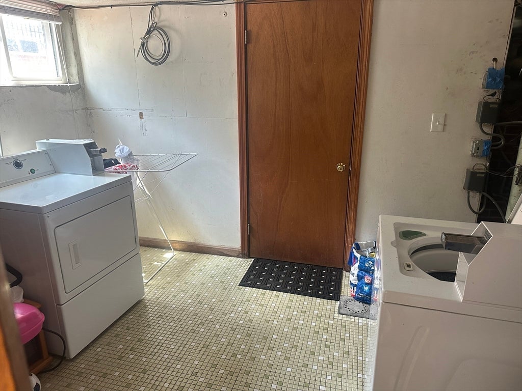 53 Rogers Ave #1, Somerville, MA Photo #17