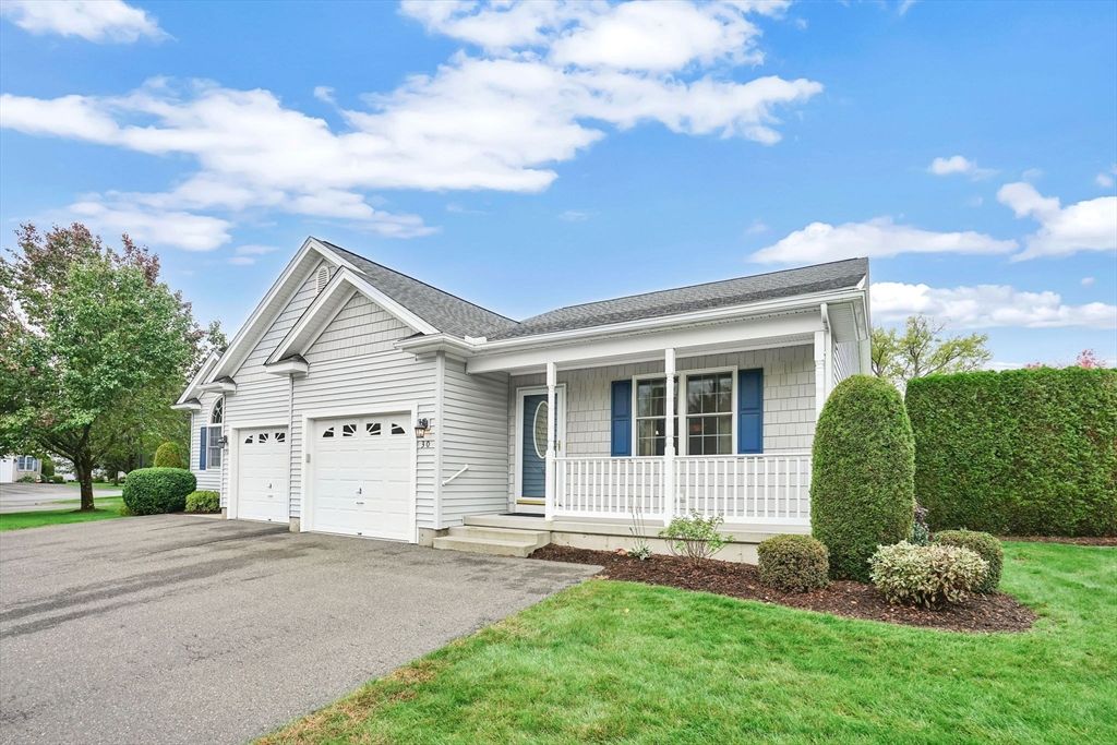 Photo of 30 Fairview Village Ct #11, Chicopee, MA 01020 (MLS # 73444904)