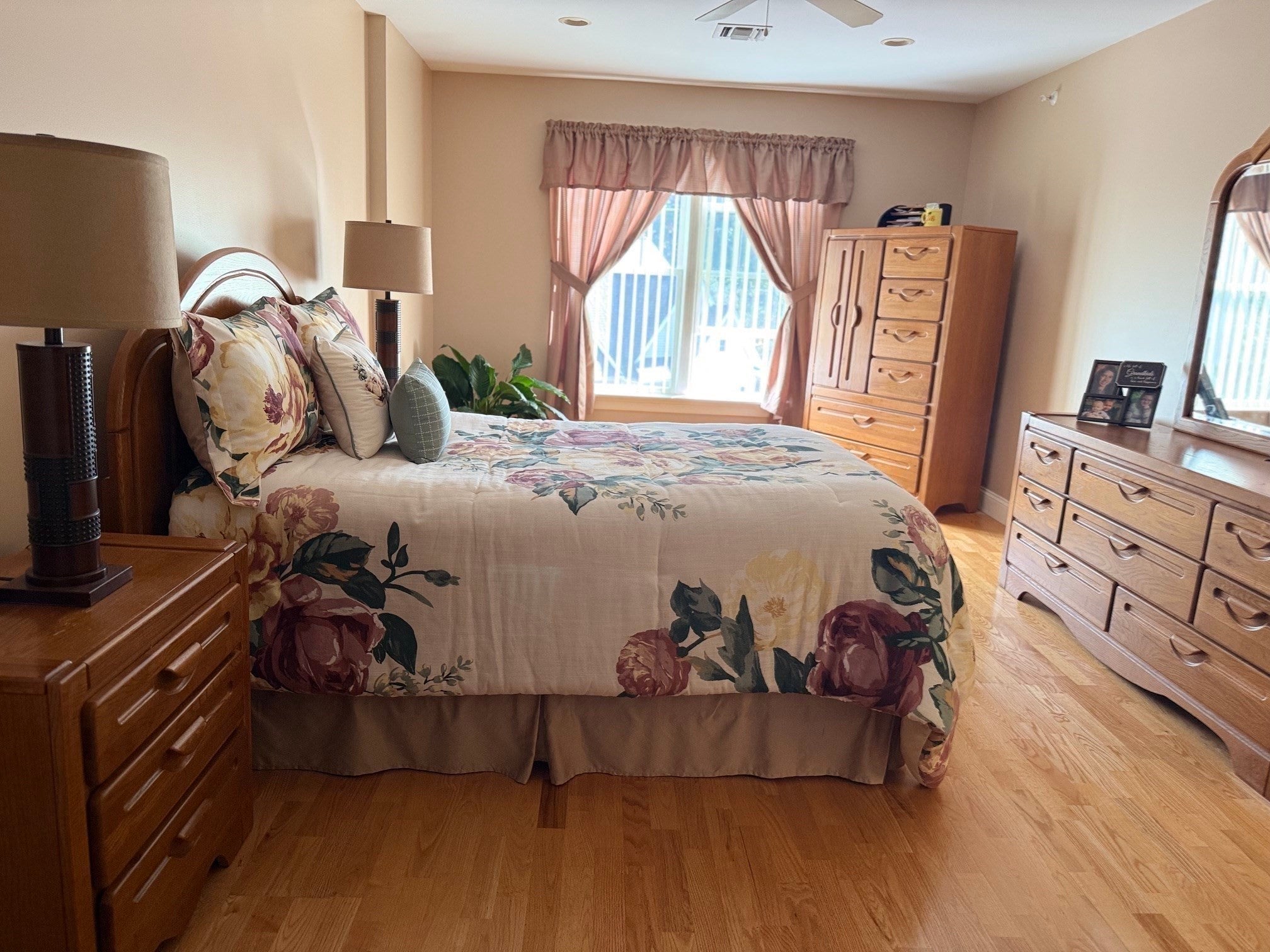 7 Crescent Gate WAY #313, Sturbridge, MA Photo #12