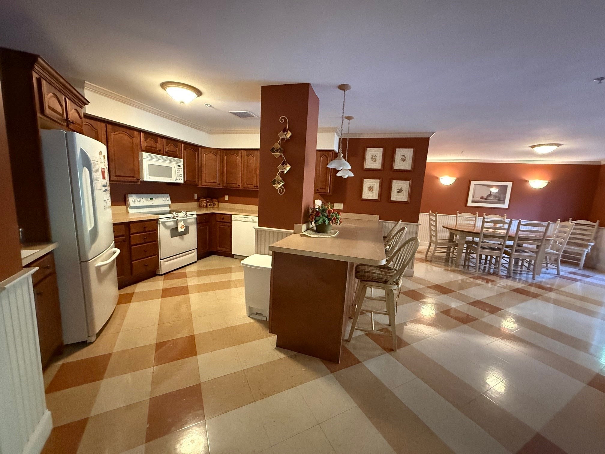 7 Crescent Gate WAY #313, Sturbridge, MA Photo #25