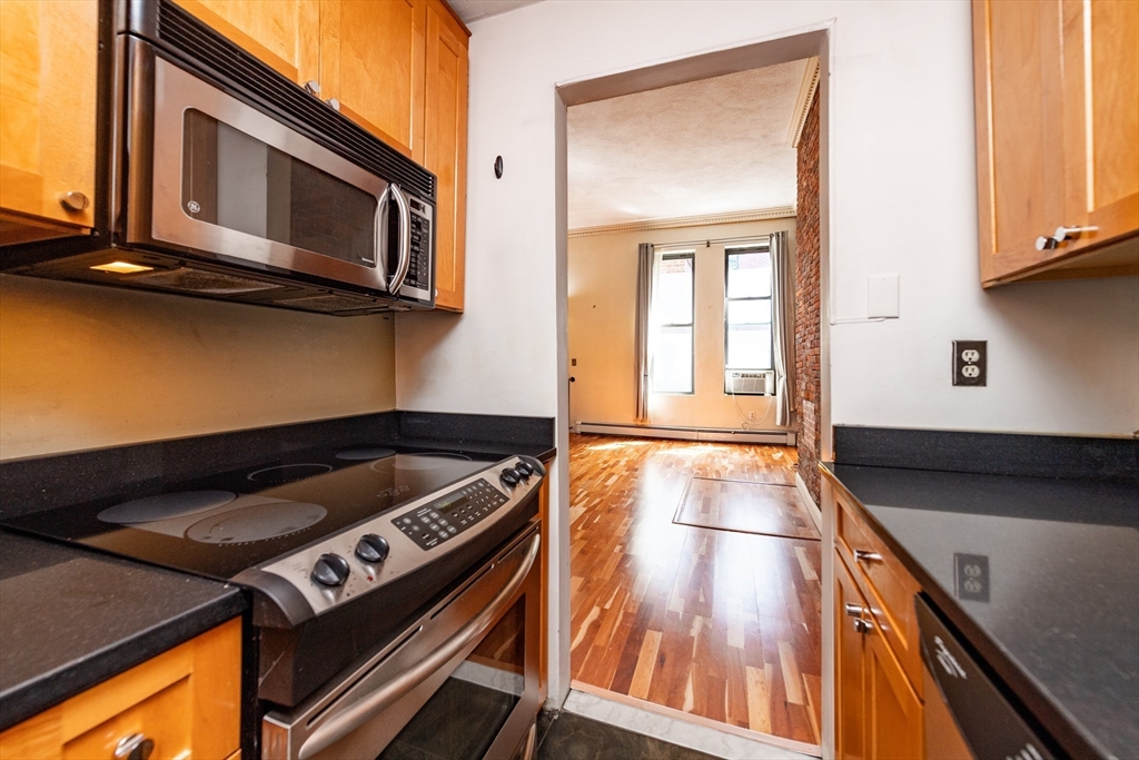 24 Hancock St 2