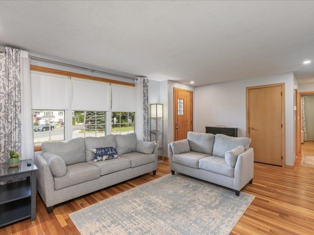 3 Michael Rd