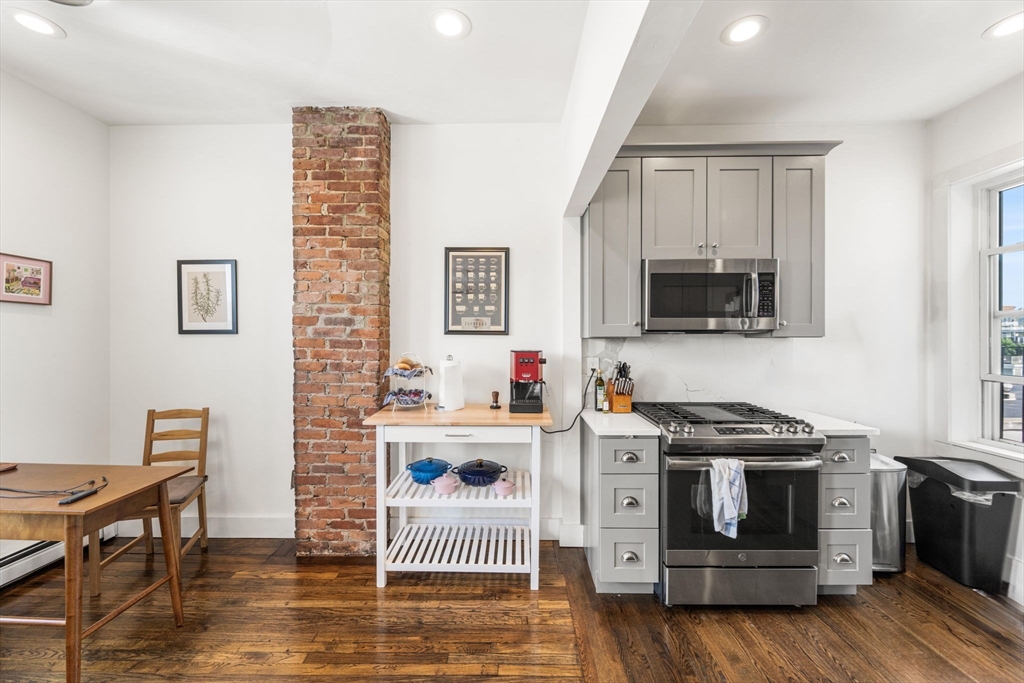 12 Pearl St 4