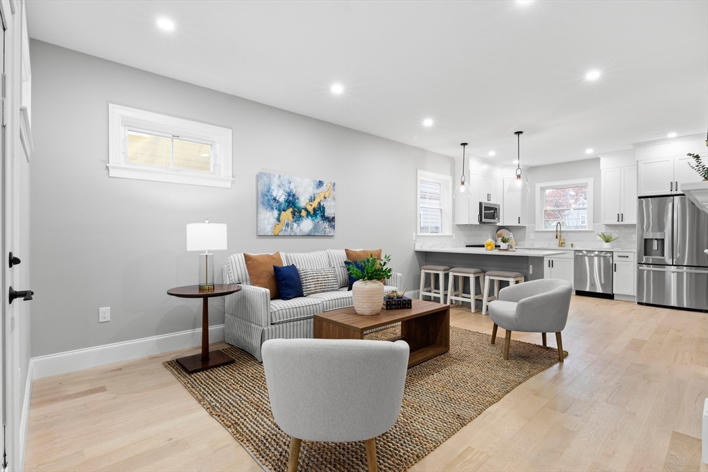 11 Washington Street 8