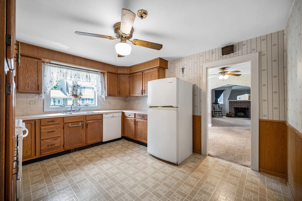 20 Oak Knoll Ave