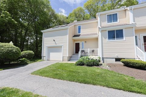 49 Gaslight Ln 49 Easton MA 02356