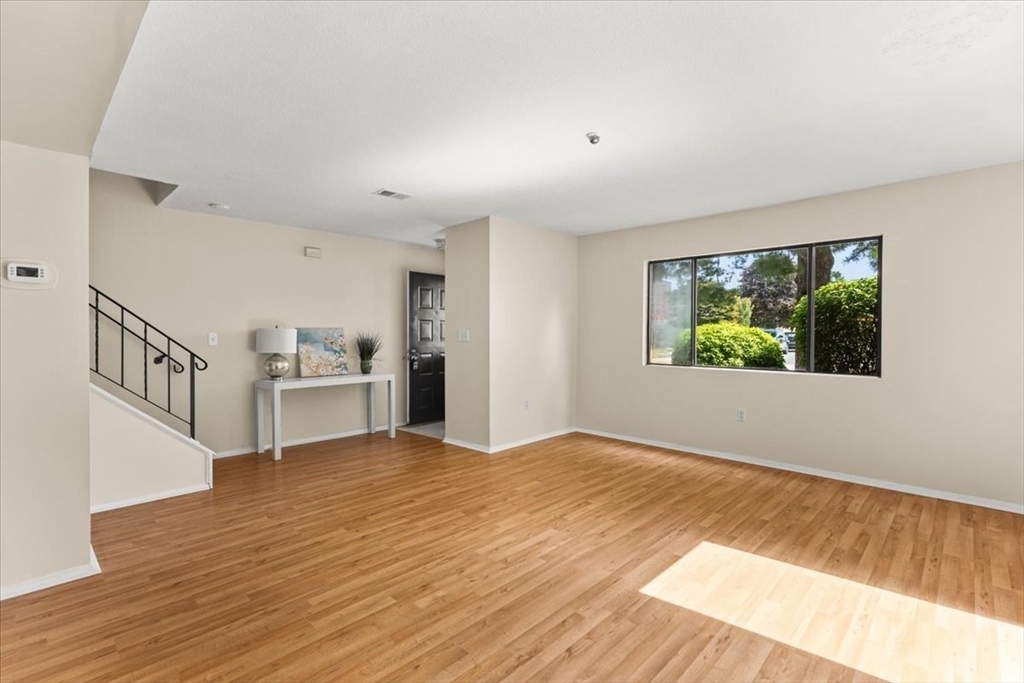 230 Greenbrook Drive 6-06