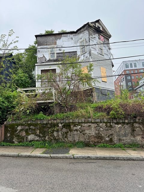 18 Eldora St Boston MA 02120