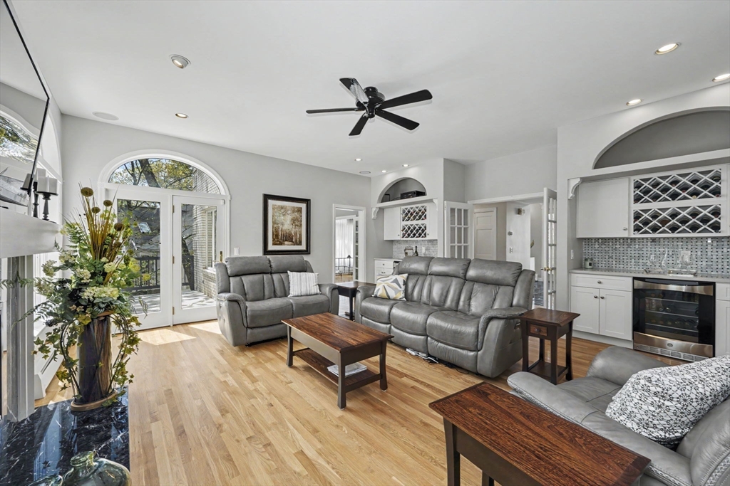 29 Hammersmith Dr, Saugus, MA Photo #13