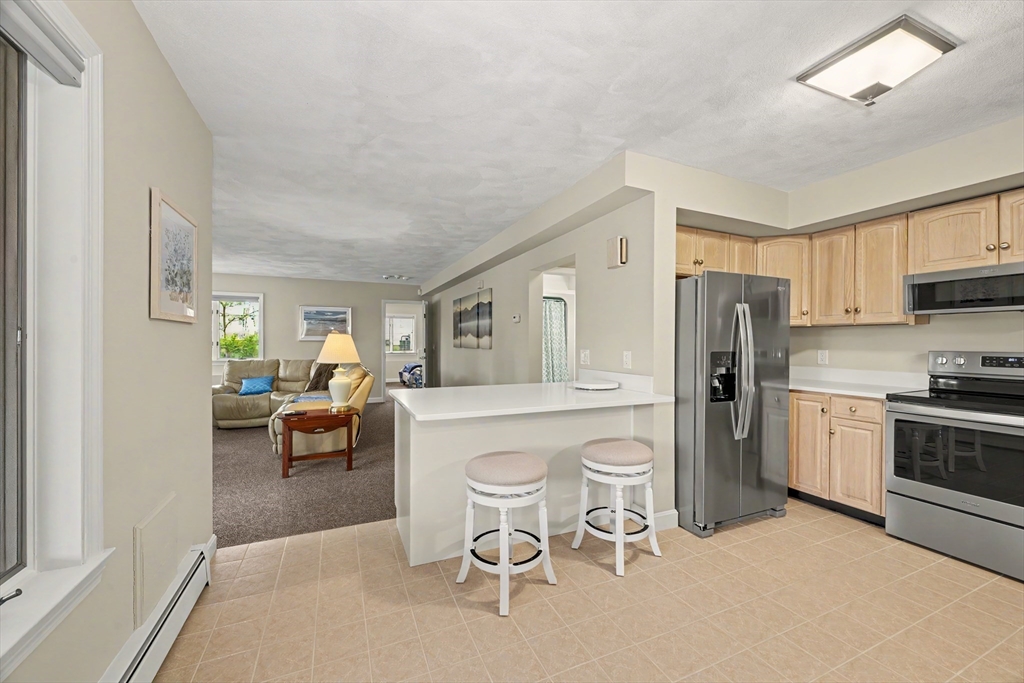29 Hammersmith Dr, Saugus, MA Photo #31