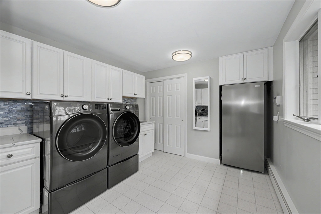 29 Hammersmith Dr, Saugus, MA Photo #17
