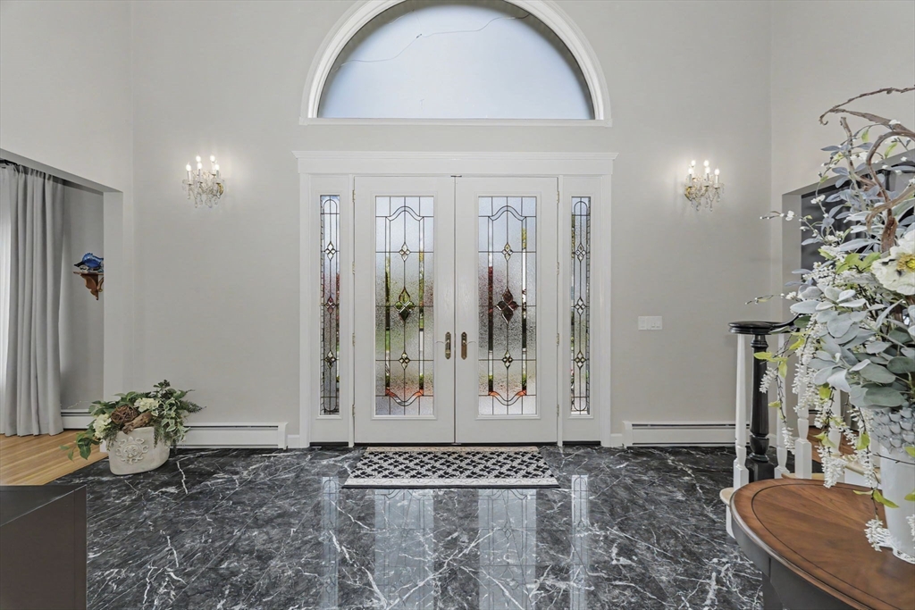 29 Hammersmith Dr, Saugus, MA Photo #3