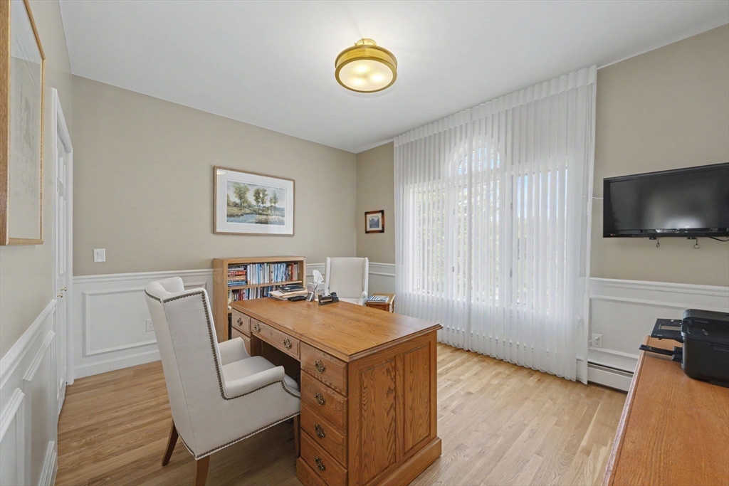 29 Hammersmith Dr, Saugus, MA Photo #27