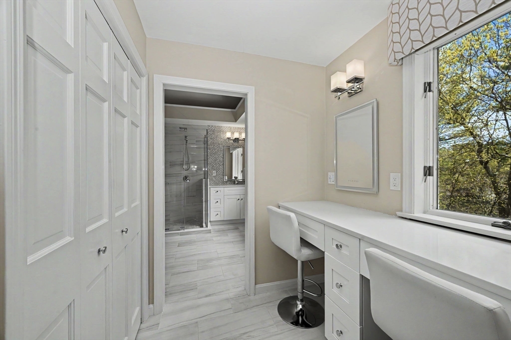 29 Hammersmith Dr, Saugus, MA Photo #21